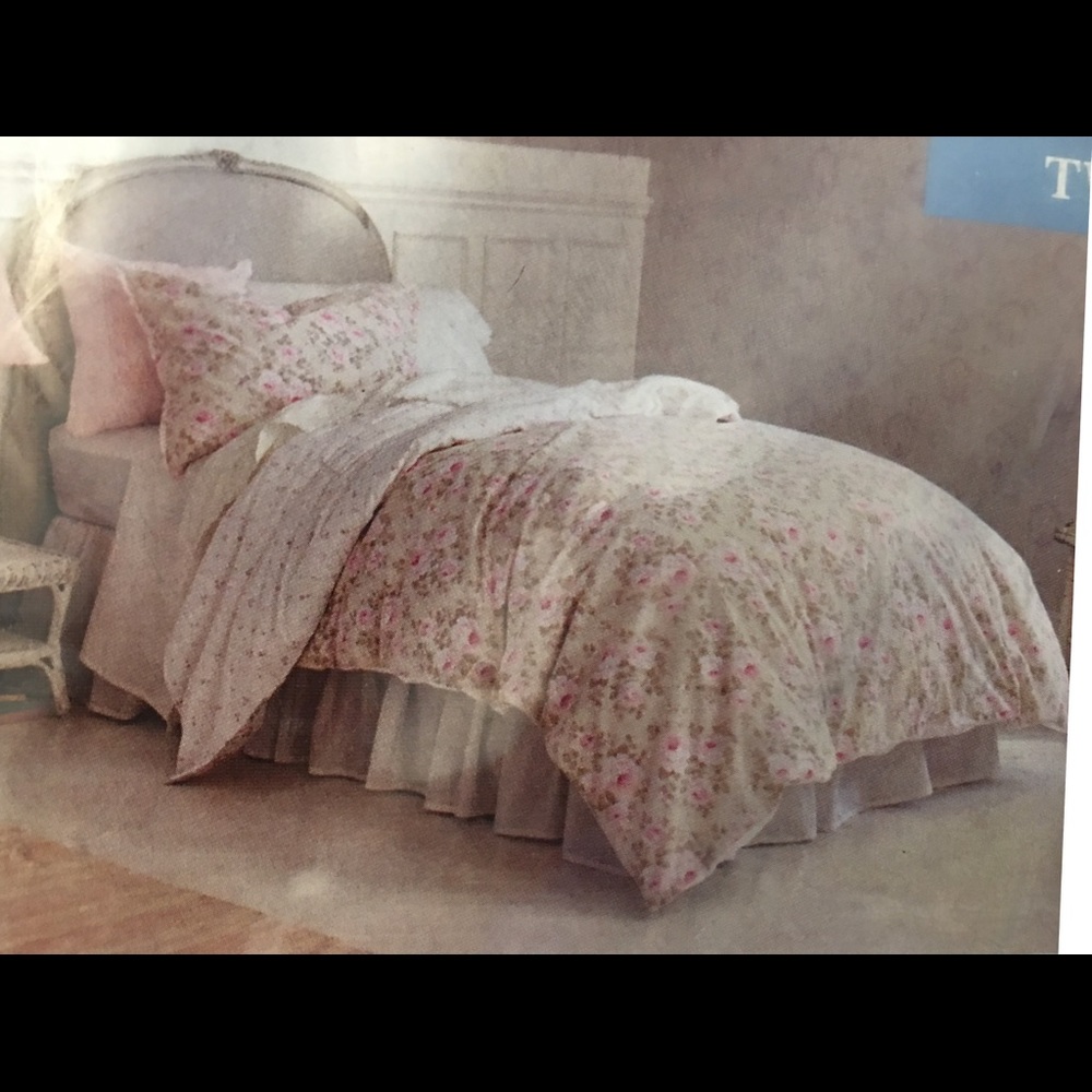 Rachael Ashwell shabby chic duvet set